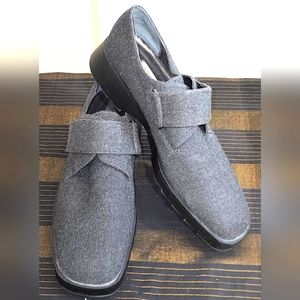 Ann Marino Sport size9.5 Gray Comfort Shoes. Wear as Slippers or Out. Charcoal